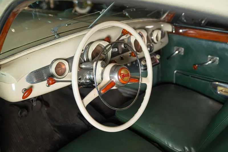 Fiat 1100 BERLINETTA GHIA 49