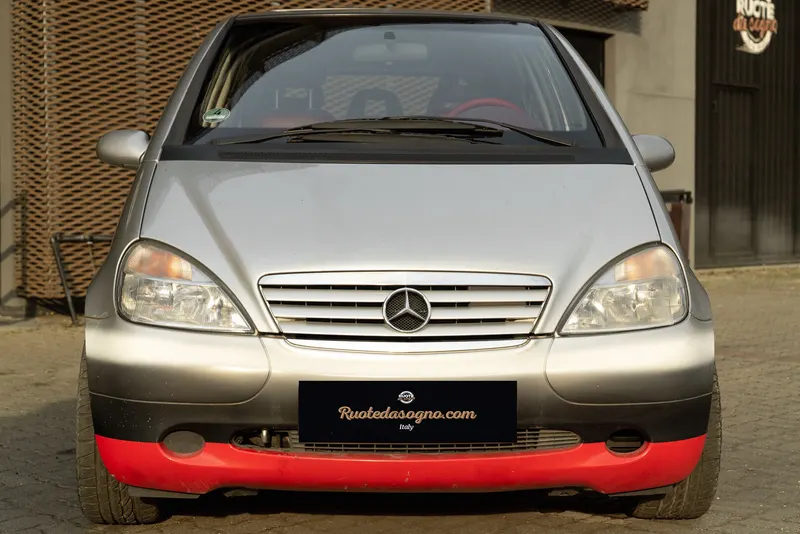 Mercedes-Benz A160 Mika Hakkinen Edition 8