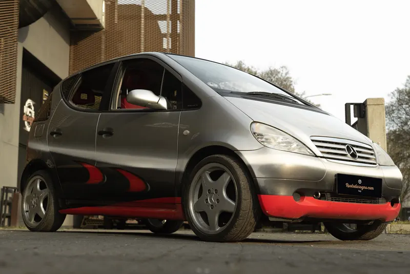 Mercedes-Benz A160 Mika Hakkinen Edition 2