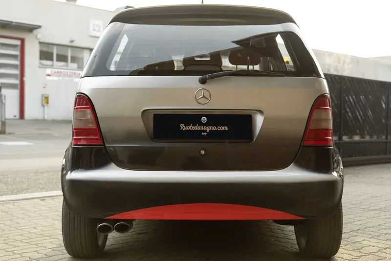 Mercedes-Benz A160 Mika Hakkinen Edition 4
