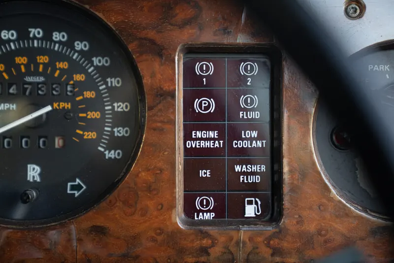 Bentley EIGHT SALOON 54