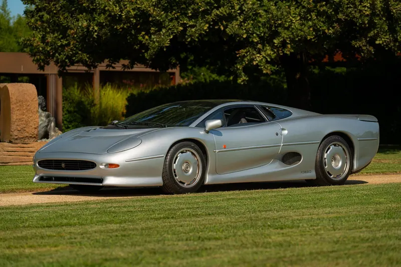 Jaguar XJ 220 77