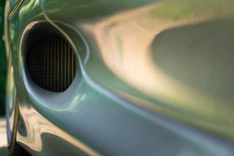 Jaguar XJ 220 22