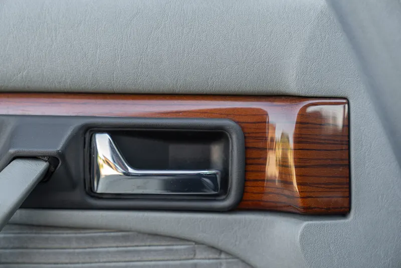 Mercedes-Benz 500 SEL 32