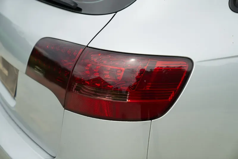 Audi A6 V6 2.7 12