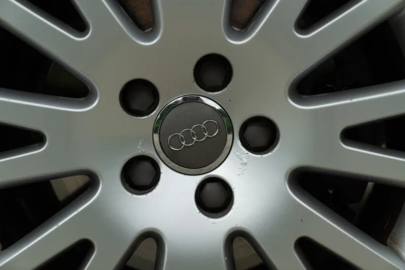 Audi A6 V6 2.7 16