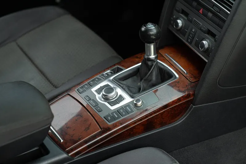 Audi A6 V6 2.7 34