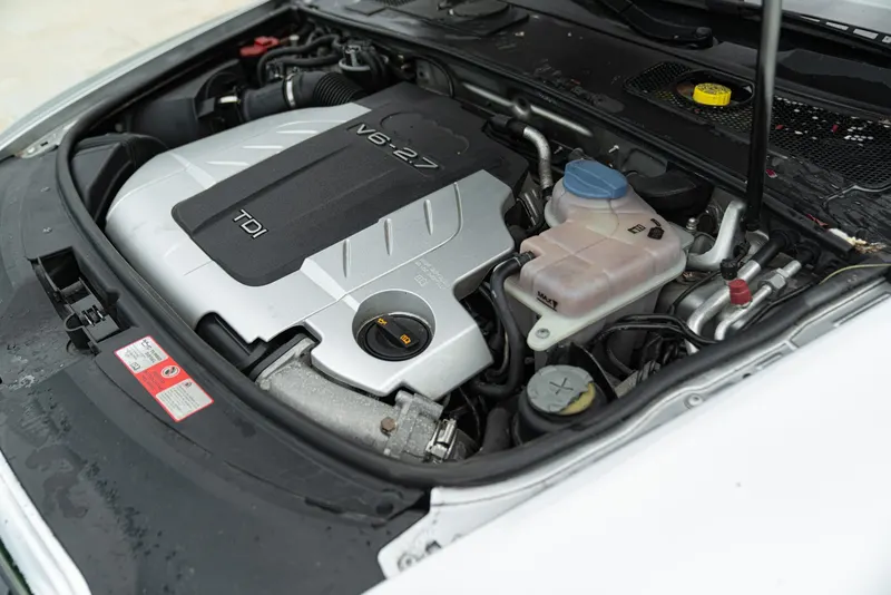 Audi A6 V6 2.7 61