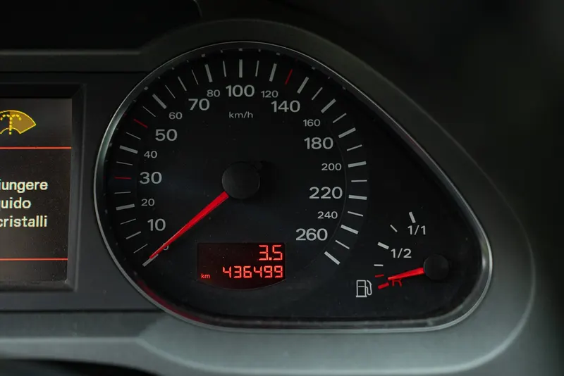 Audi A6 V6 2.7 47