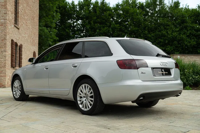 Audi A6 V6 2.7 7