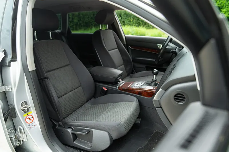 Audi A6 V6 2.7 28