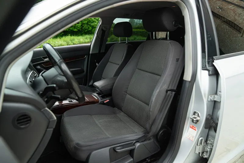 Audi A6 V6 2.7 31