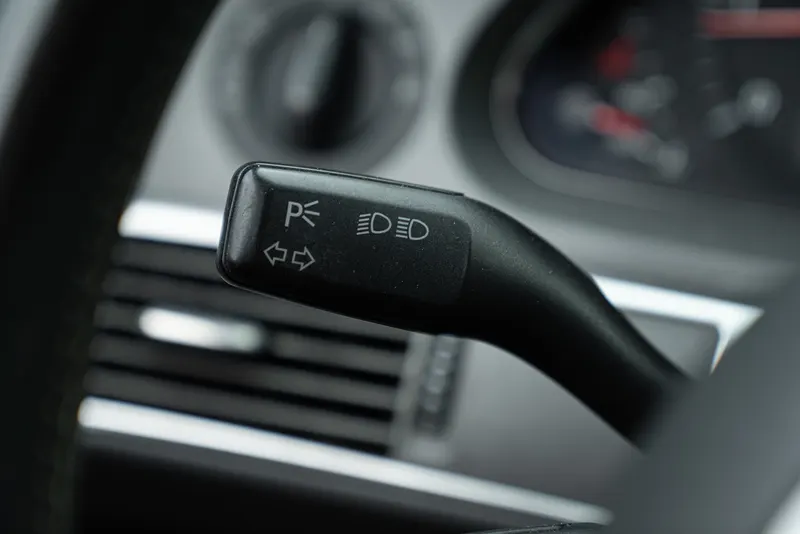 Audi A6 V6 2.7 37