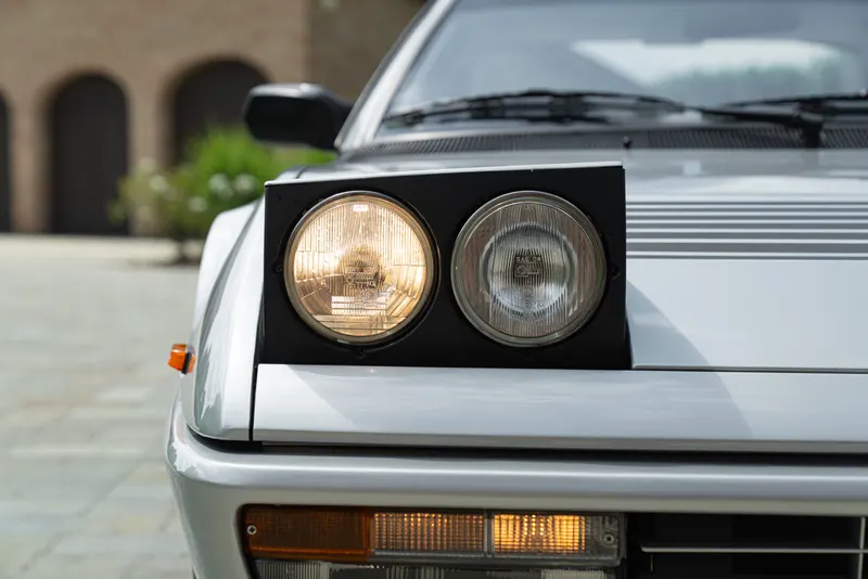 Ferrari MONDIAL 3.2 11
