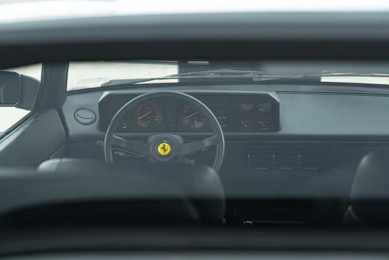 Ferrari MONDIAL 3.2 33