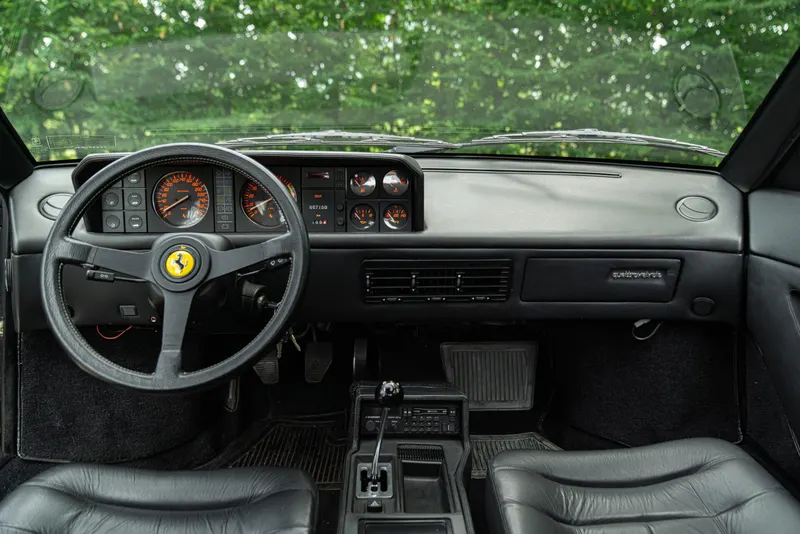 Ferrari MONDIAL 3.2 46