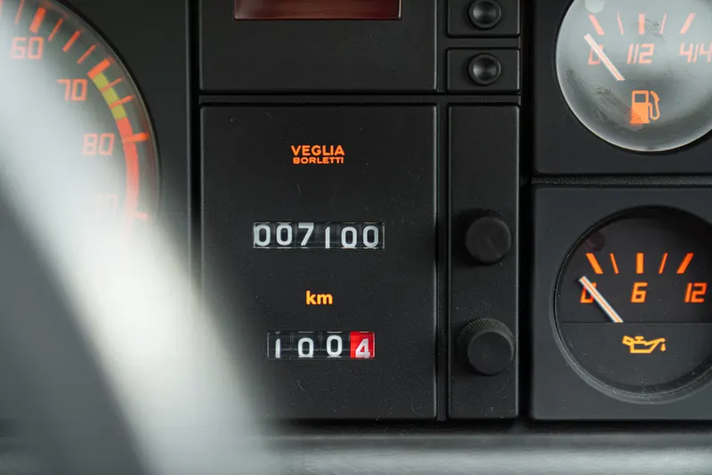 Ferrari MONDIAL 3.2 53