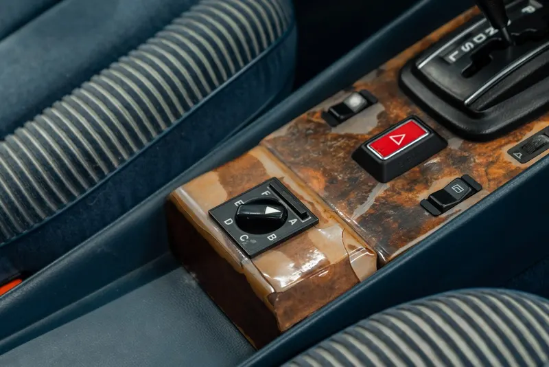 Mercedes-Benz 450 SLC 21