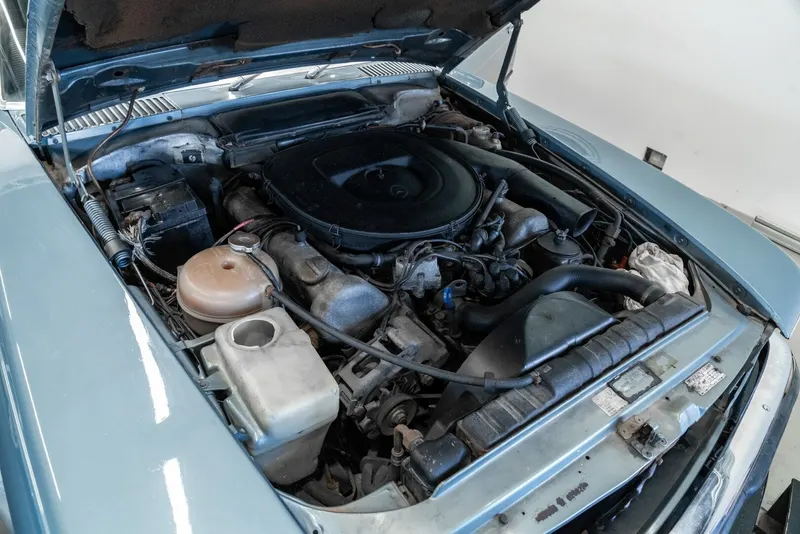 Mercedes-Benz 450 SLC 42