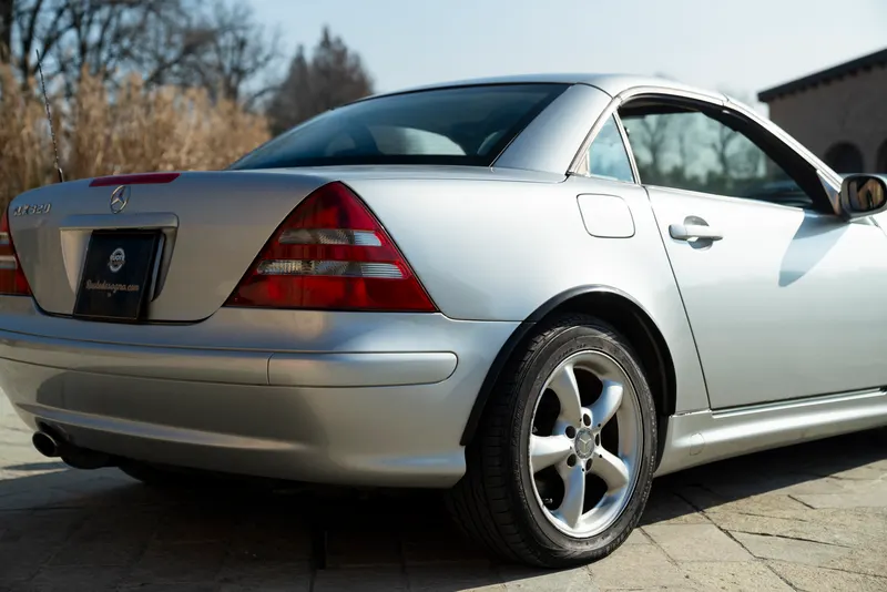 Mercedes-Benz SLK 320 9