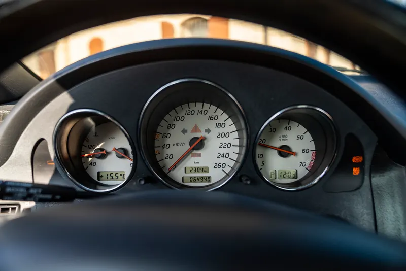 Mercedes-Benz SLK 320 37