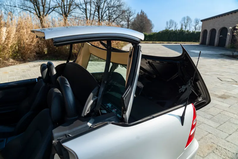 Mercedes-Benz SLK 320 19