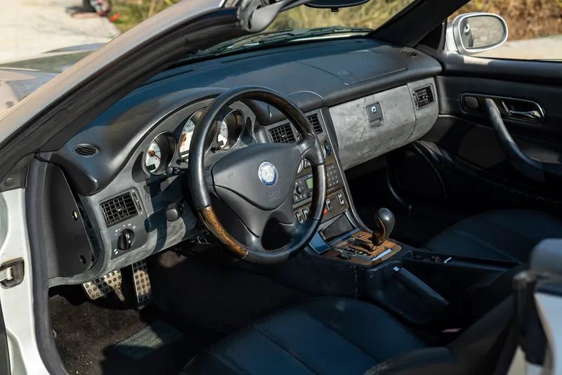 Mercedes-Benz SLK 320 25