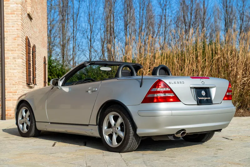 Mercedes-Benz SLK 320 7