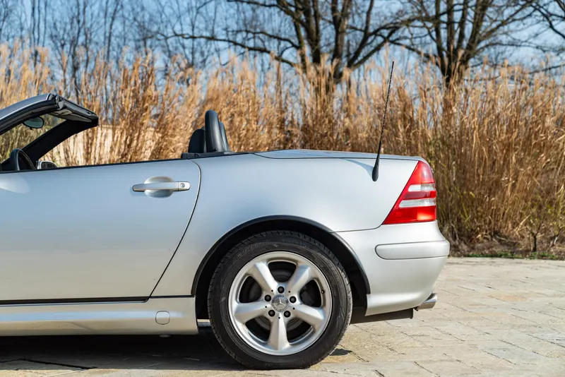 Mercedes-Benz SLK 320 15
