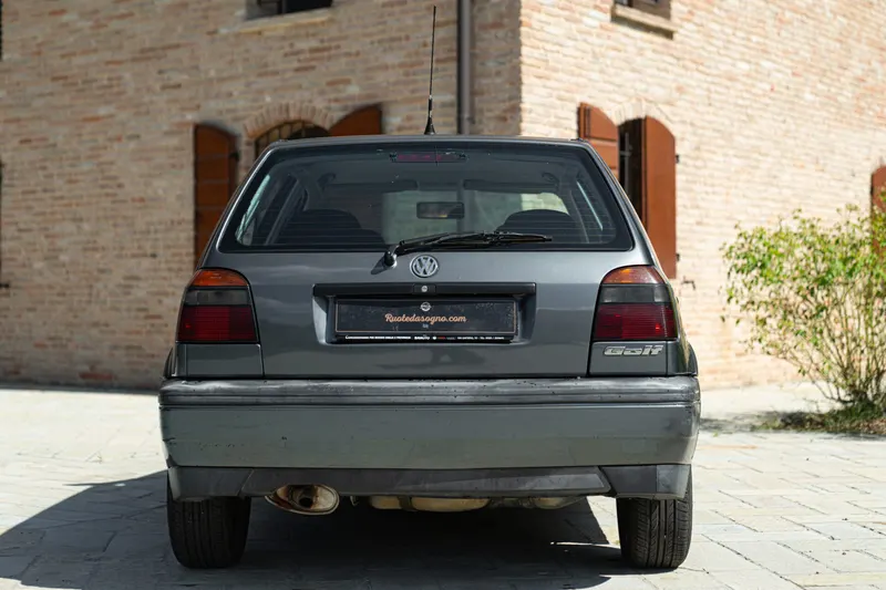 Volkswagen GOLF 1.6 GT 7