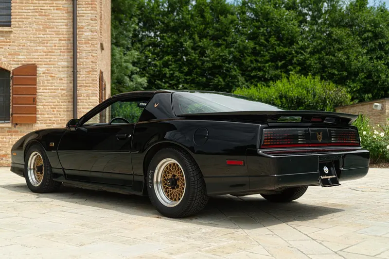 FIREBIRD TRANS-AM 8