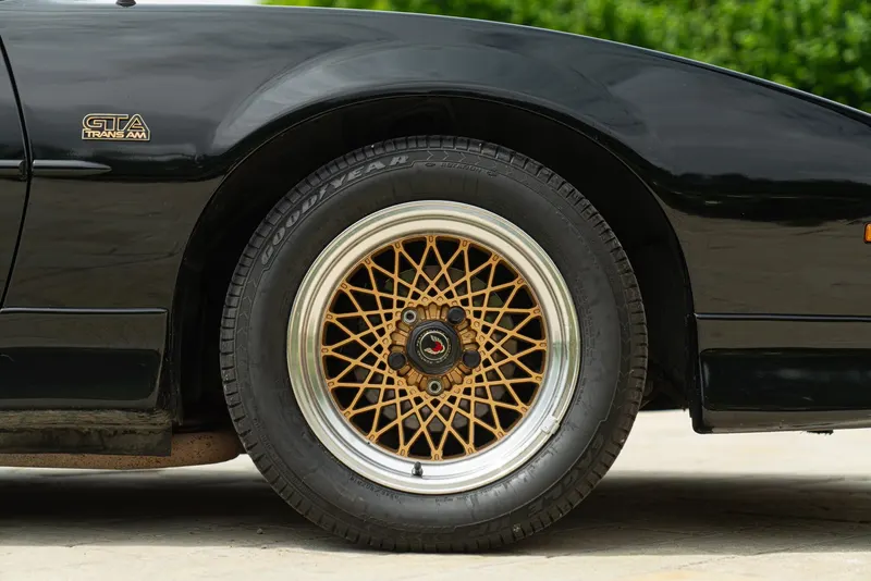 FIREBIRD TRANS-AM 30