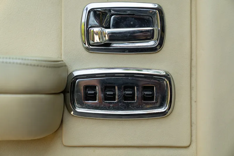 Bentley MULSANNE – BRV (Bullet Resistant Vehicle) 43