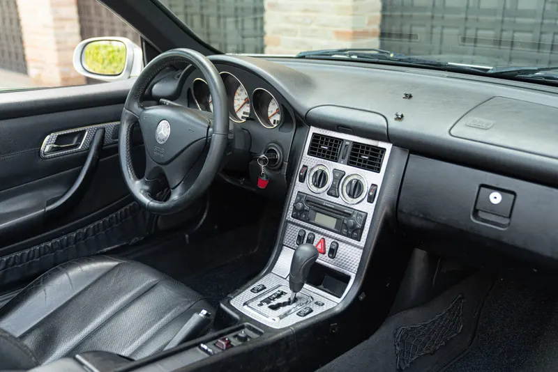 Mercedes-Benz SLK 230 KOMPRESSOR 34