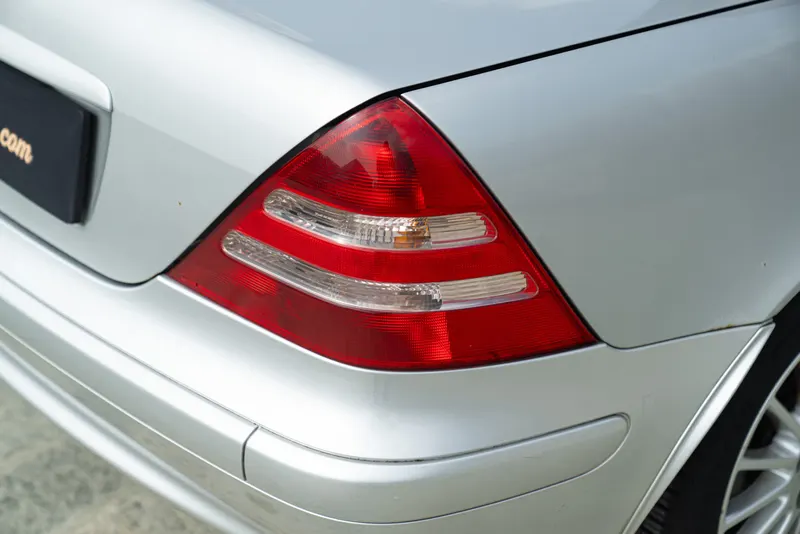 Mercedes-Benz SLK 230 KOMPRESSOR 18