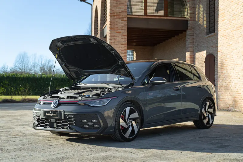 Volkswagen GOLF GTI 58