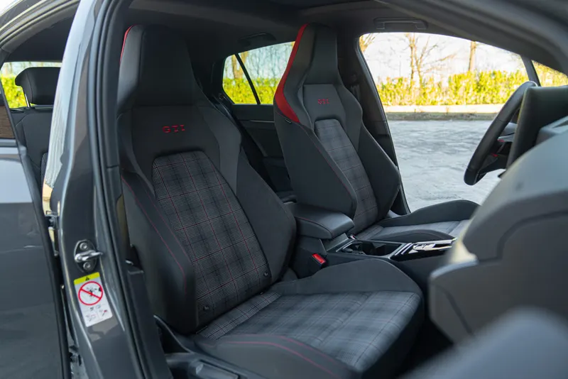 Volkswagen GOLF GTI 30