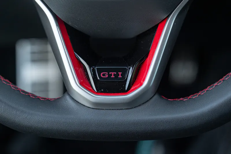 Volkswagen GOLF GTI 47