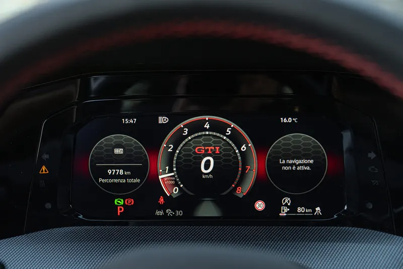 Volkswagen GOLF GTI 57