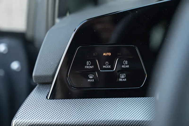 Volkswagen GOLF GTI 48