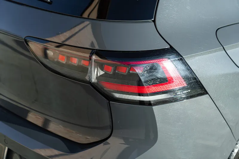 Volkswagen GOLF GTI 15