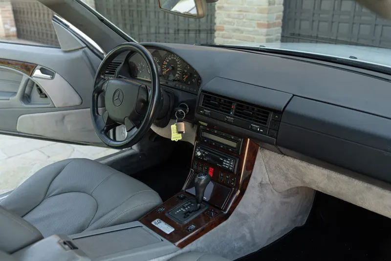 Mercedes-Benz SL 320 AMG 25