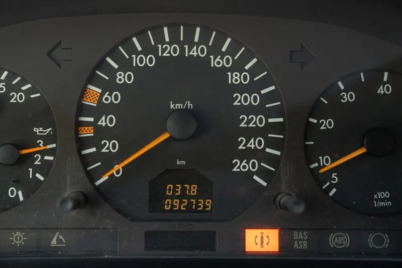 Mercedes-Benz SL 320 AMG 38