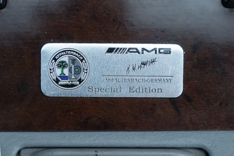 Mercedes-Benz SL 320 AMG 43