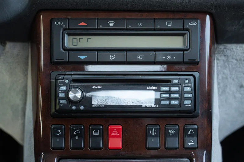 Mercedes-Benz SL 320 AMG 47
