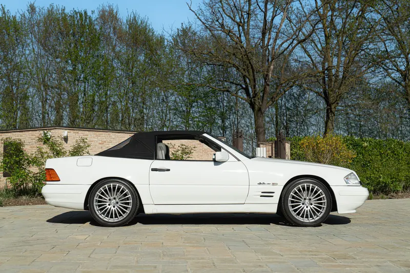 Mercedes-Benz SL 320 AMG 5