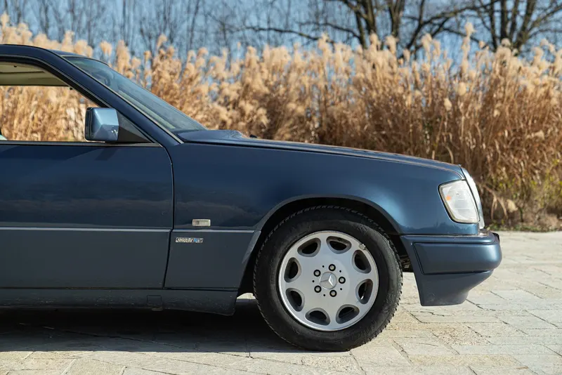 Mercedes-Benz CE 200 9