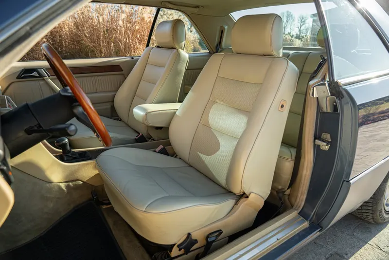 Mercedes-Benz CE 200 23