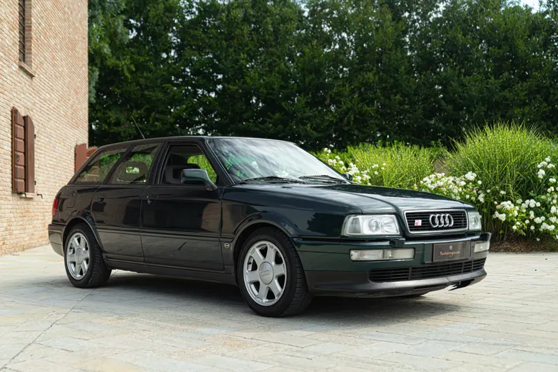 Audi S2 2
