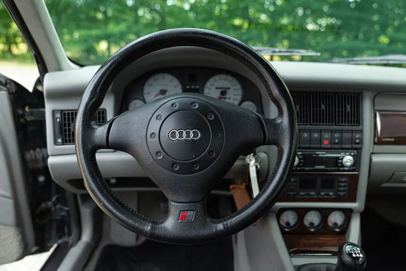 Audi S2 42